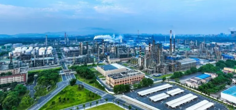 微盟汇建站解析：企业官网响应式设计的核心技术要点